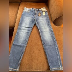 NWT Curve Appeal Jeans